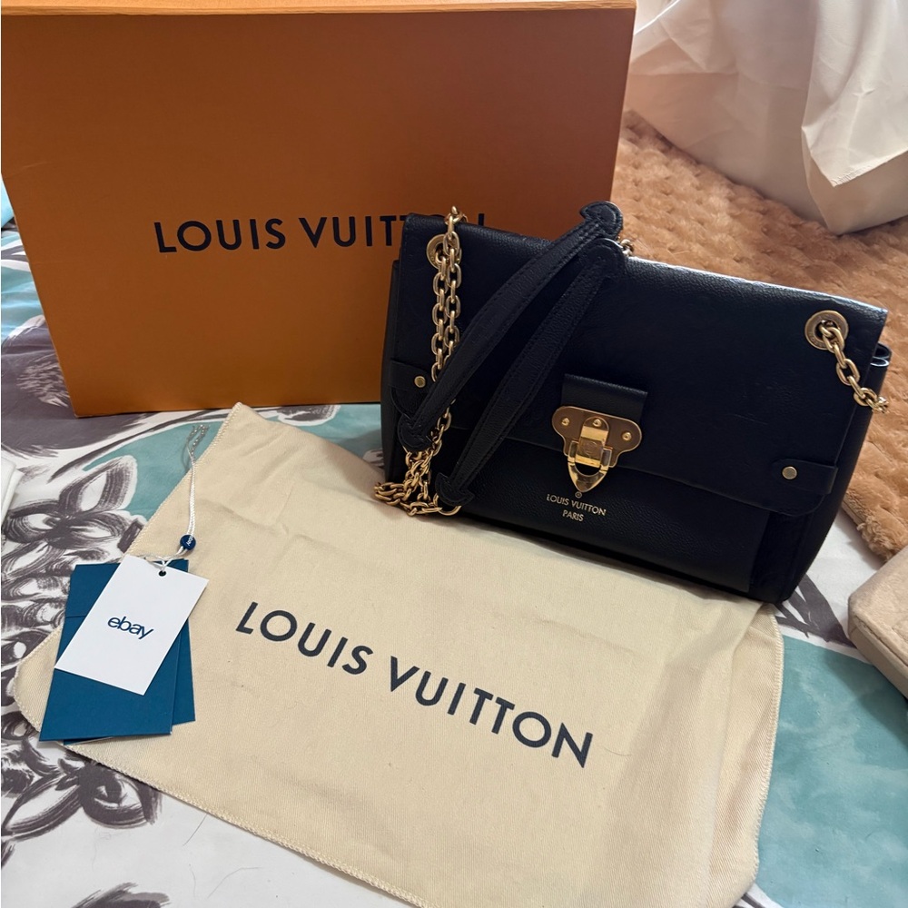 Louis Vuitton Vavin pm Leather Shoulder Bag